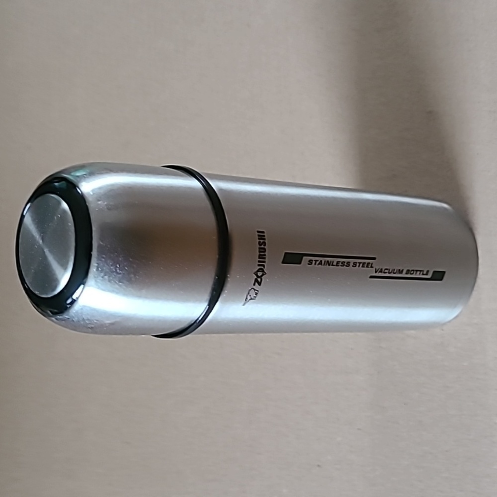 Zojirushi Stainless steel insulated bottle